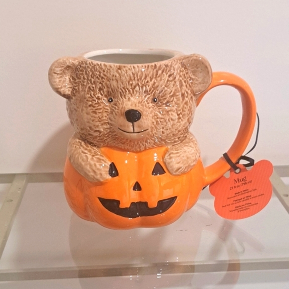 NWT- Creepy Critters Tik Tok Viral  Halloween Teddy Bear, Jack O Lantern Mug.
